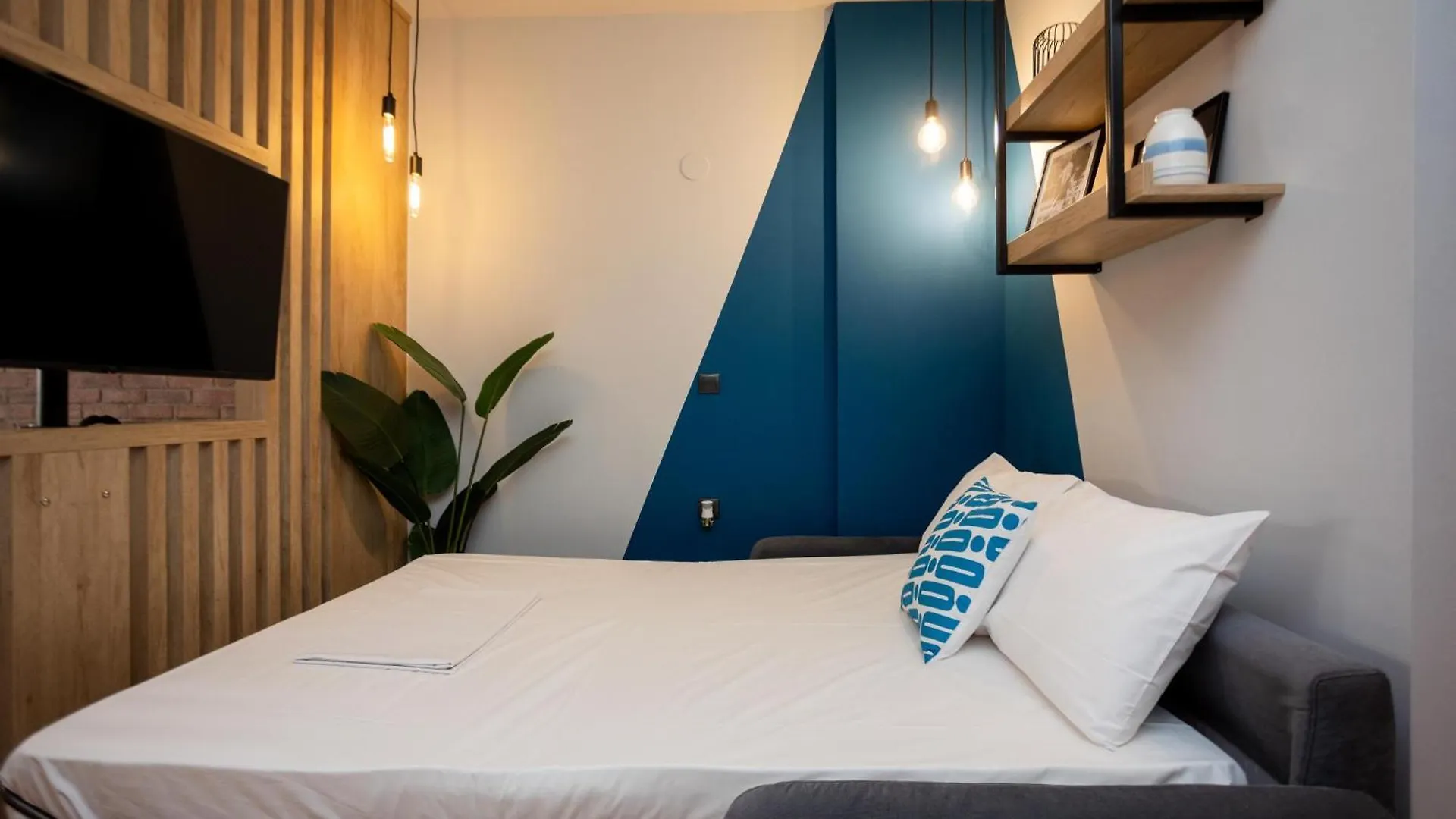Valaoritou 3 Luxury Rooms سالونيك شقة