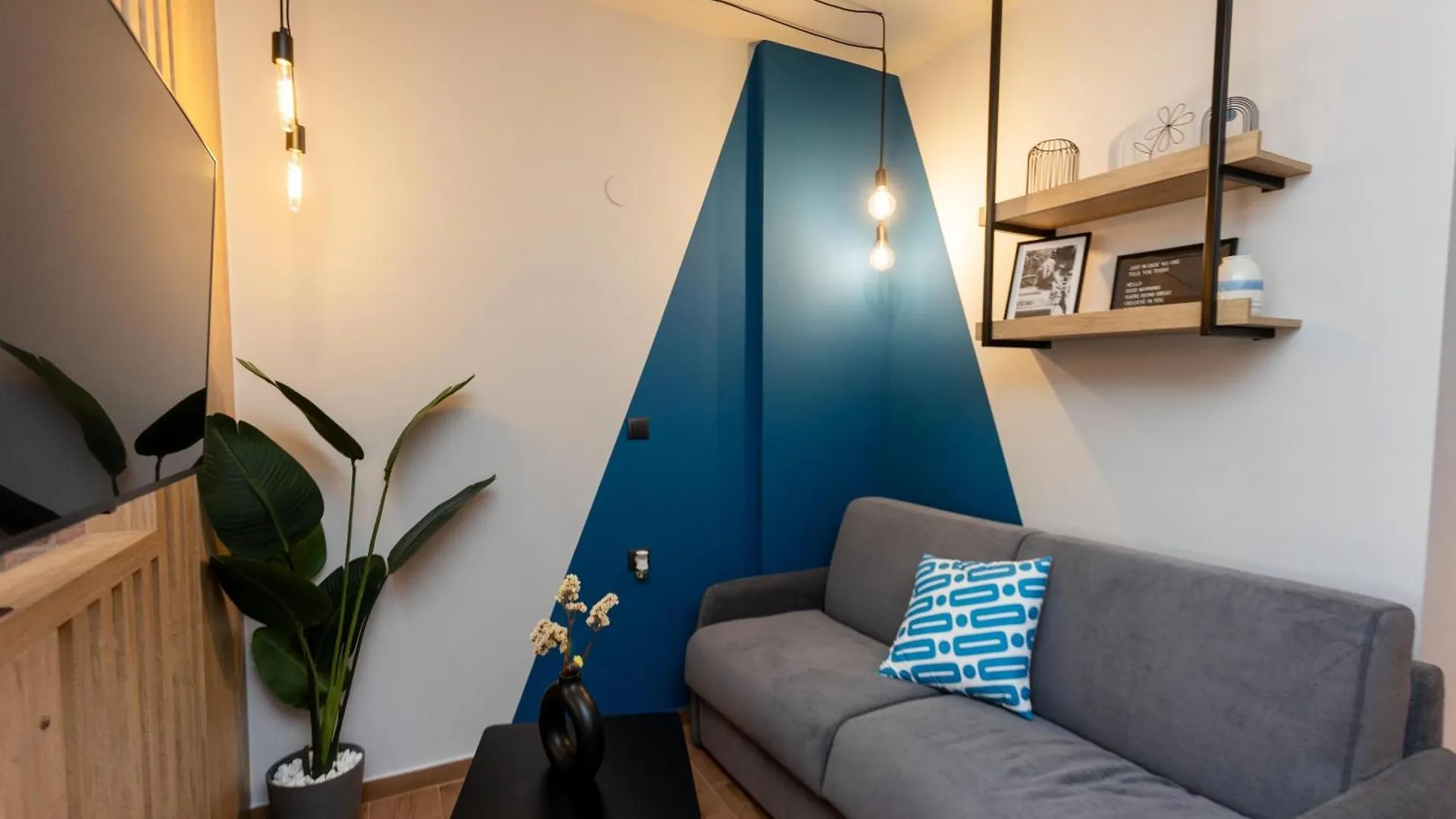 Valaoritou 3 Luxury Rooms سالونيك 0*,  اليونان
