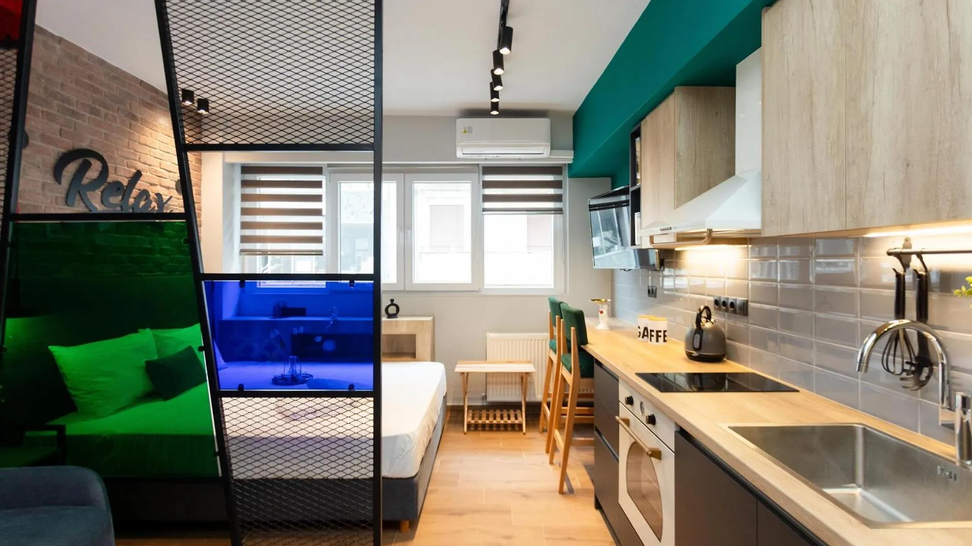 Valaoritou 3 Luxury Rooms سالونيك شقة
